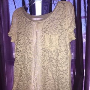 Super cute Hollister shirt!!